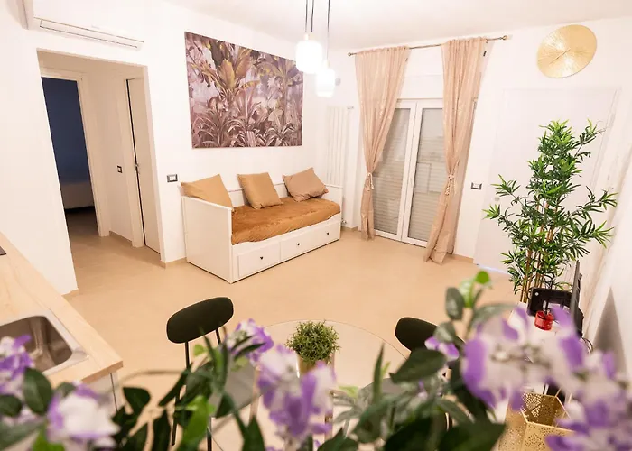 Airport Noa Modern Home